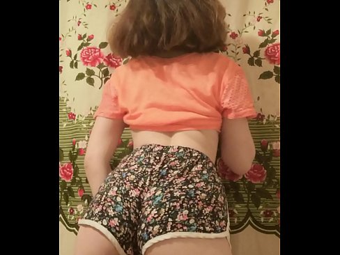 ❤️ Sexy young babe stripping off her shorts on camera ❤️❌ Porno at porn pl.happytour.top